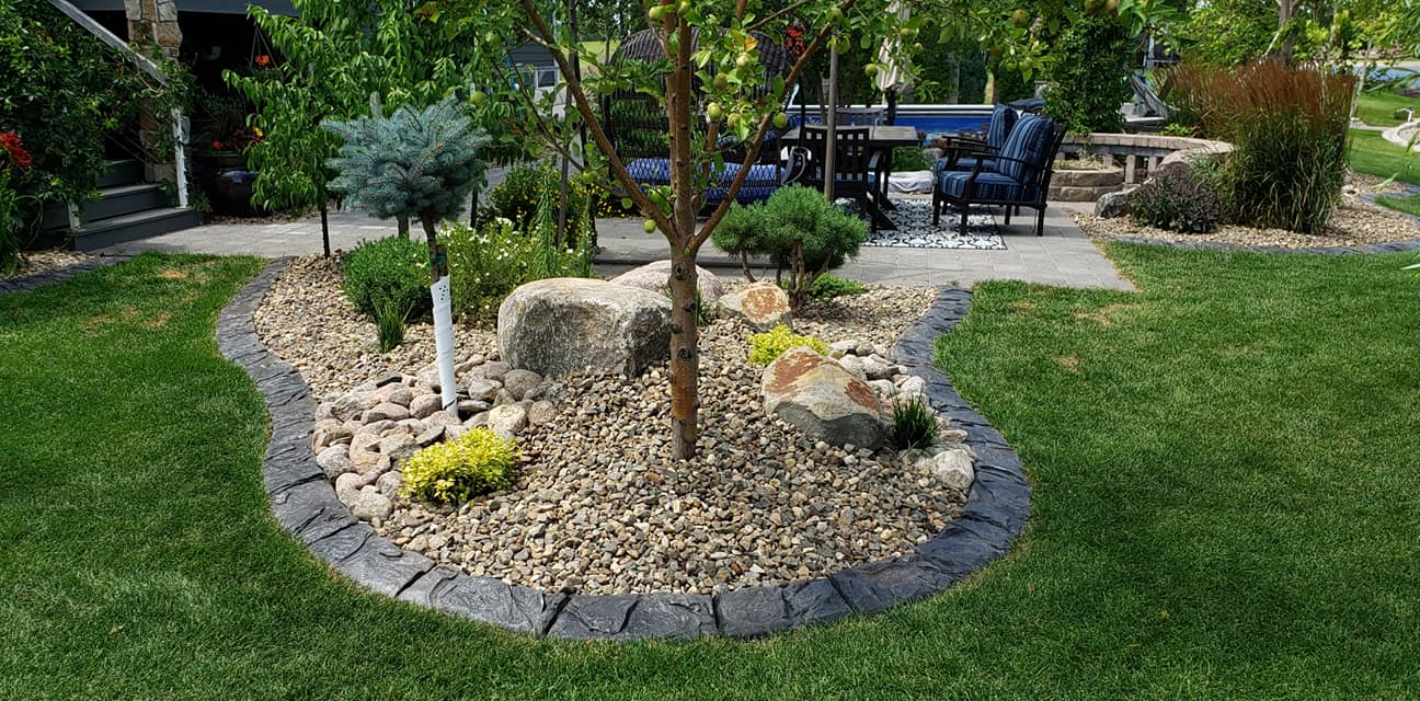 Example custom concrete curbing